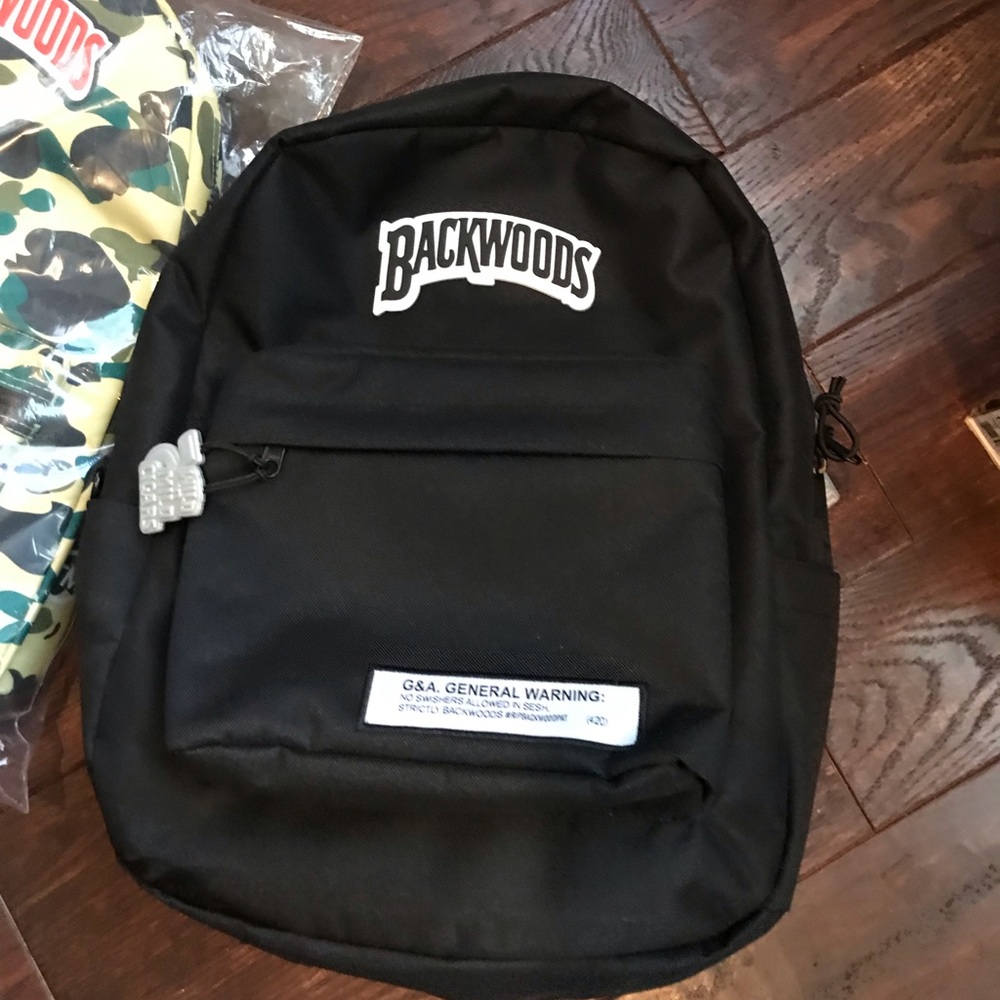 Backwoods Authentic Backpacks - Picture 3 of 4